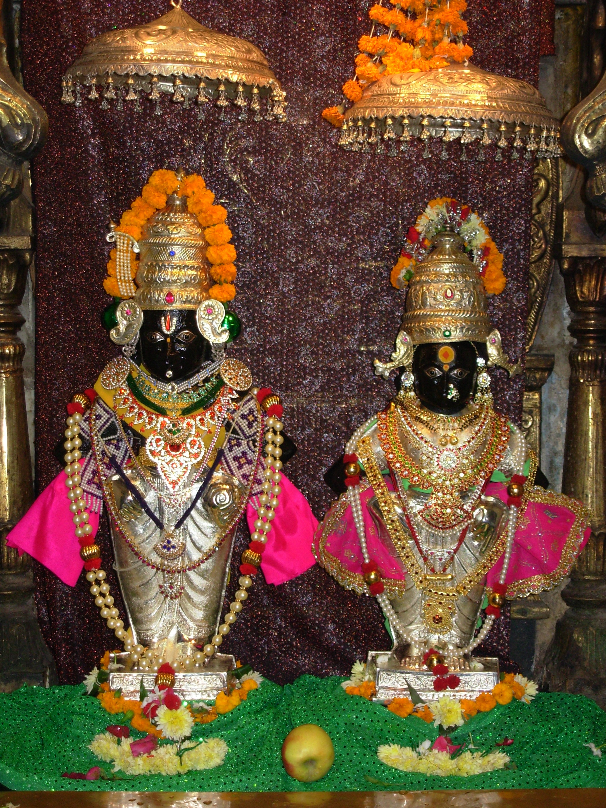 The Vitthal and Rakhumai images at the Sion Vitthal Mandir, Mumbai, photographed during Diwali.